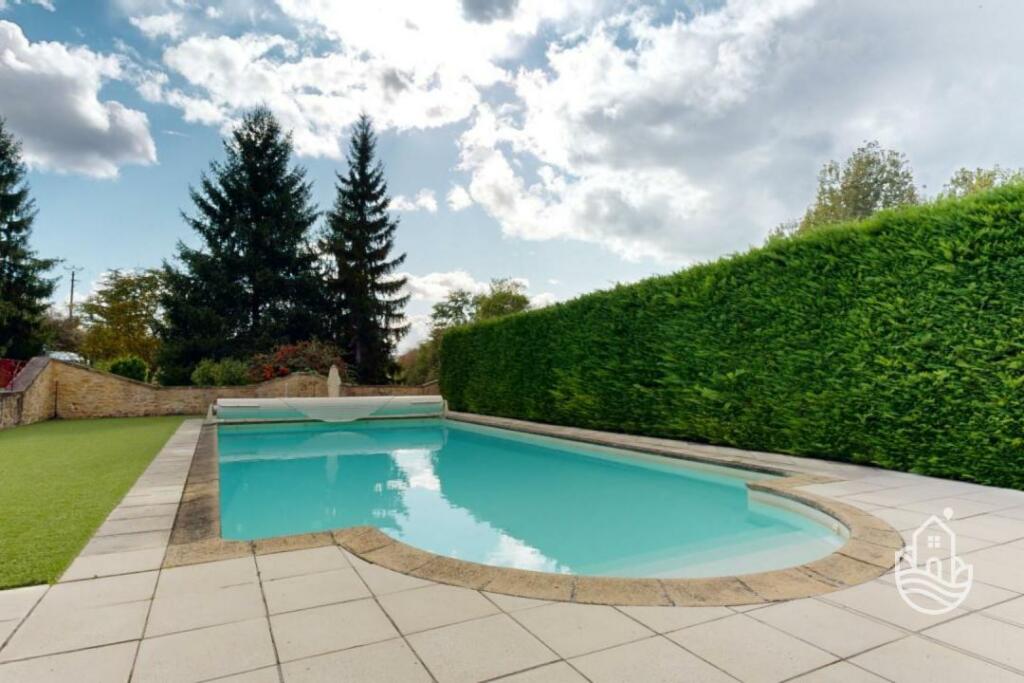 Primary image of Sarlat-La-Caneda, Aquitaine, 24200, France