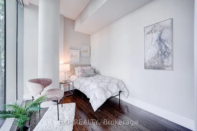 Additional image 22 of 39 Queens Quay Unit 101
