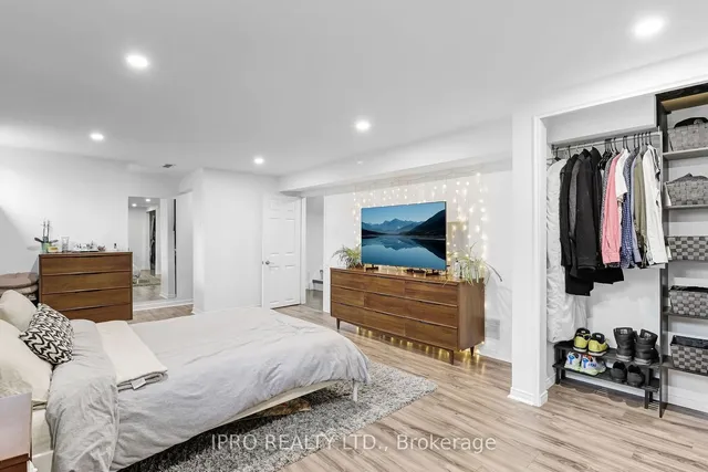 Additional image 16 of 3280 Cawthra Rd