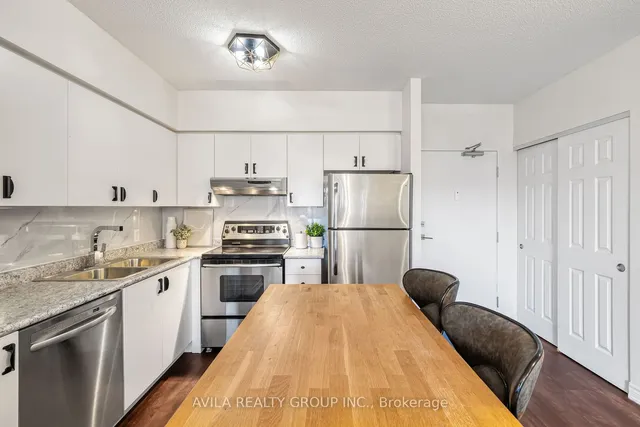 Additional image 10 of 716 Main St Unit 102