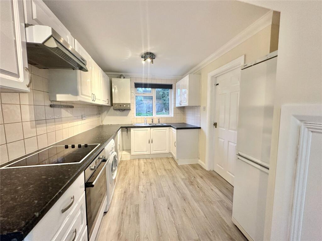 Additional image 5 of Hunters Ride, Bricket Wood, St. Albans, Hertfordshire, AL2