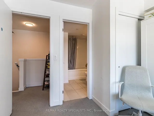 Additional image 27 of 195 Veterans Dr Unit 16