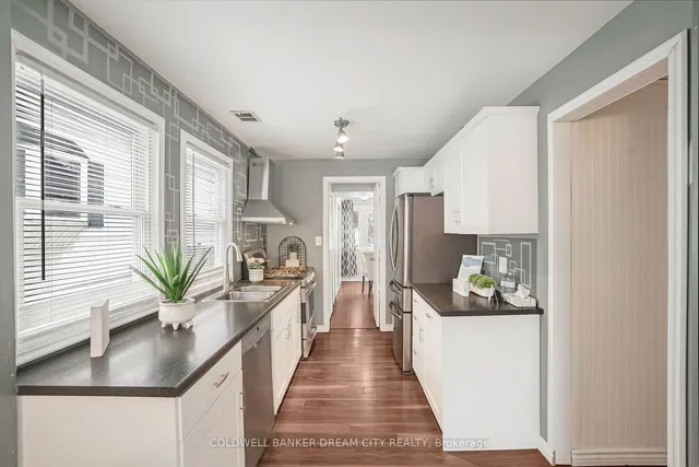 Additional image 11 of 528 UPPER WENTWORTH St