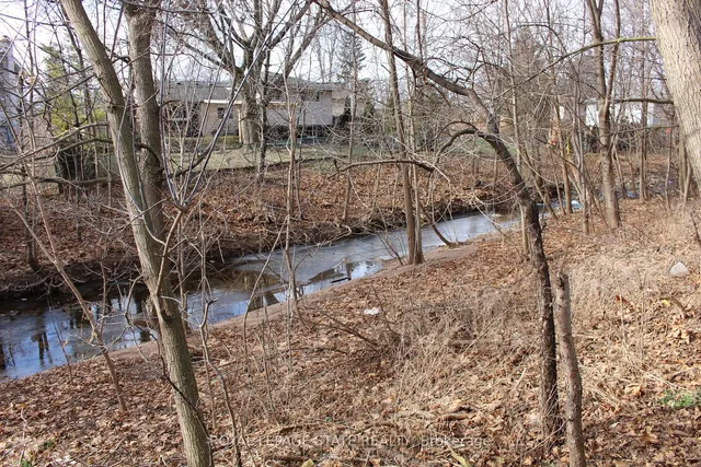 Additional image 10 of 664 Chestnut Pl