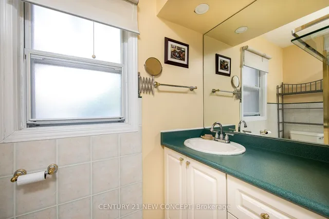 Additional image 13 of 205 Finch Ave