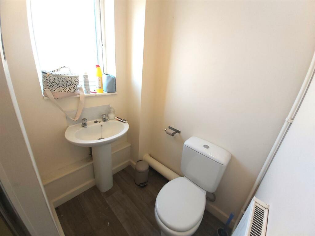 Additional image 12 of 39 Harrow Road