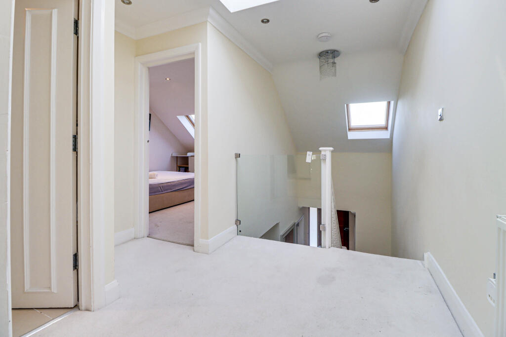 Additional image 19 of Ridge Avenue, Harpenden, Hertfordshire, AL5