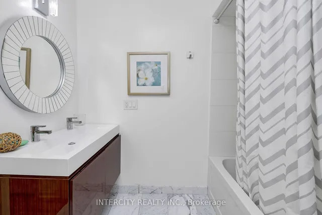 Additional image 22 of 27 Suncrest Dr