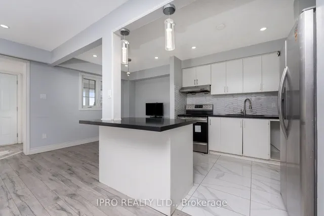 Additional image 9 of 3860 Morning Star Dr Unit 35