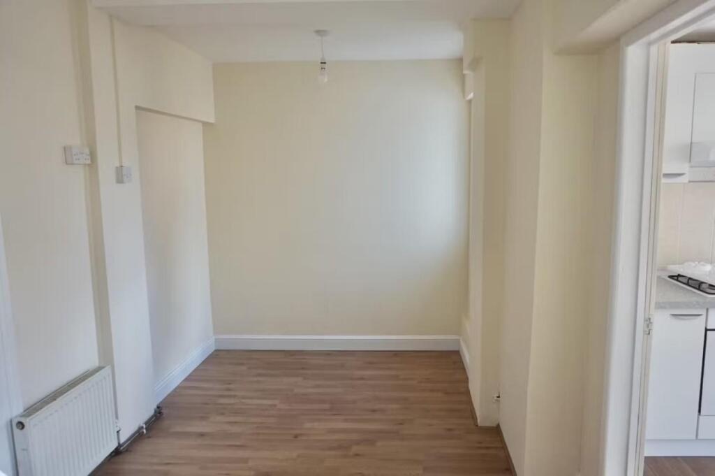 Additional image 4 of Honiton Crescent, Birmingham