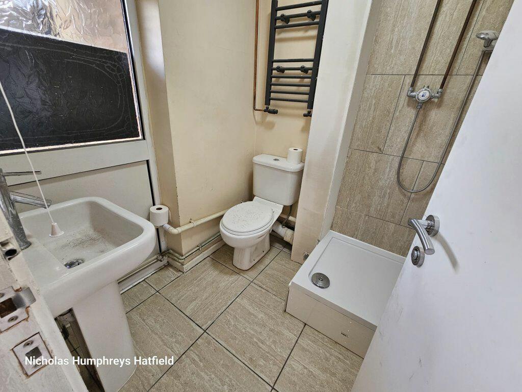 Additional image 7 of De Havilland Close