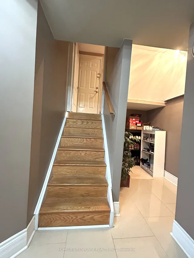 Additional image 29 of 19 RIVER ROCK Cres