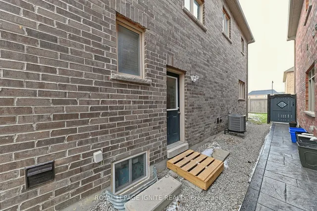 Additional image 40 of 22 Thornapple St