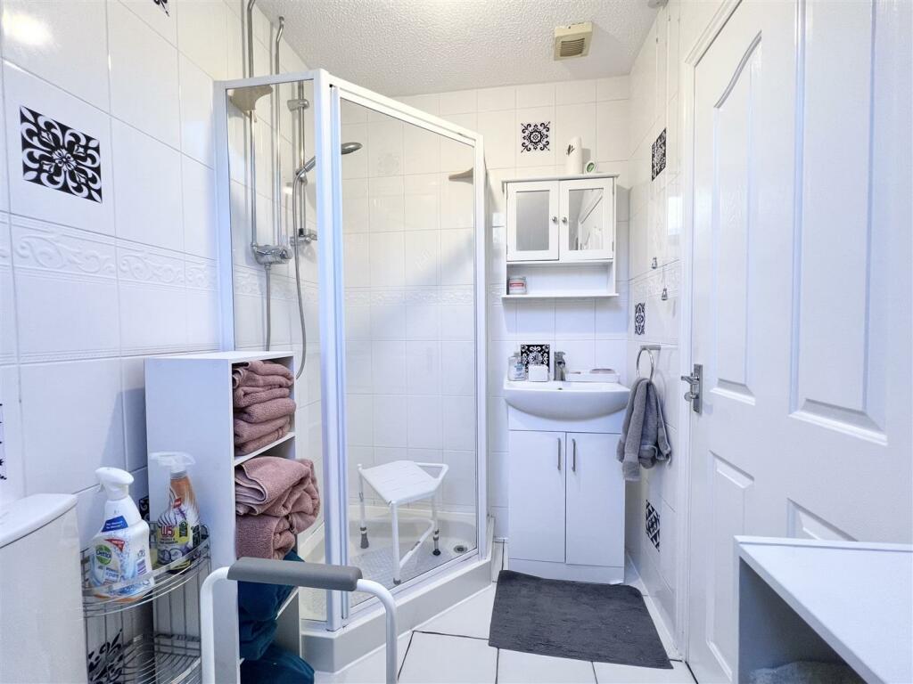 Additional image 13 of Spinners End Drive, Cradley Heath