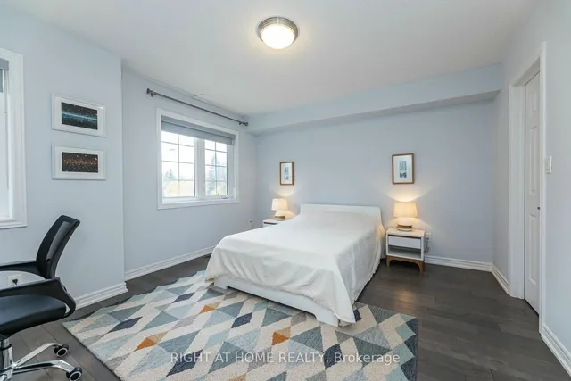 Additional image 27 of 34 Horsham Ave