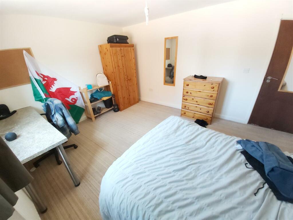 Additional image 9 of 39 Harrow Road