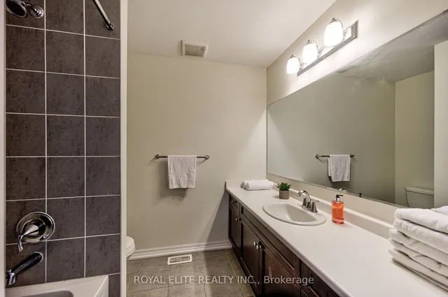 Additional image 29 of 260 North Park Blvd