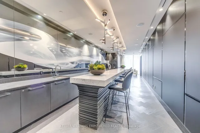 Additional image 23 of 87 Peter St Unit 701