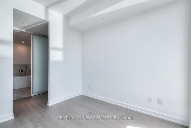 Additional image 15 of 488 University Ave Unit 3711