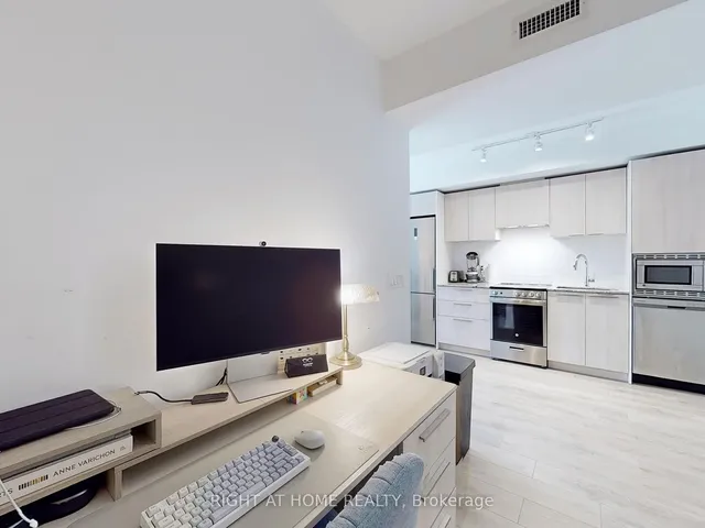 Additional image 15 of 18 Maitland Terr Unit 2302