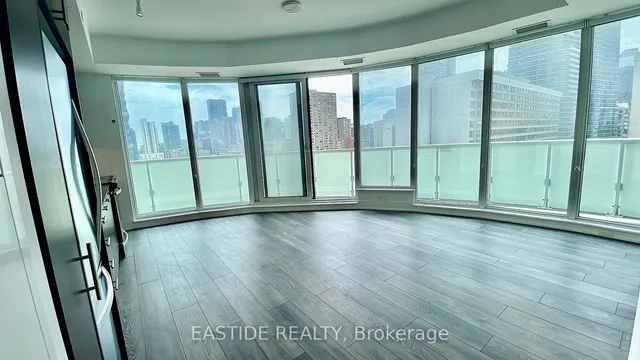 Additional image 10 of 403 Church St Unit 1402