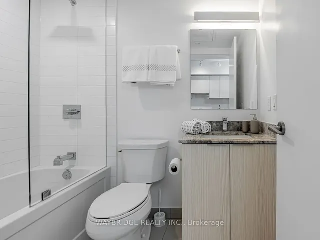 Additional image 19 of 501 Yonge St Unit 1406