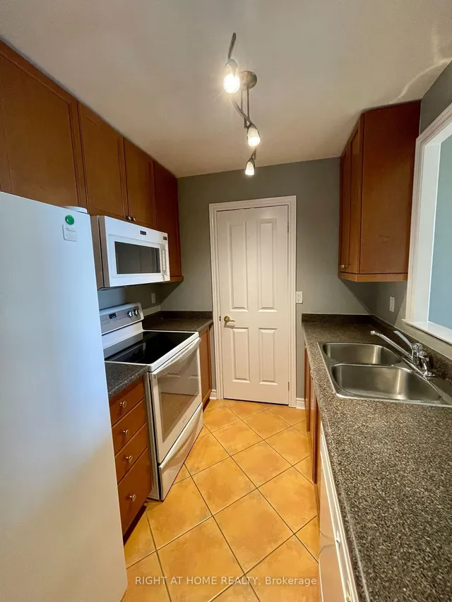 Additional image 18 of 350 Mill Rd Unit 901