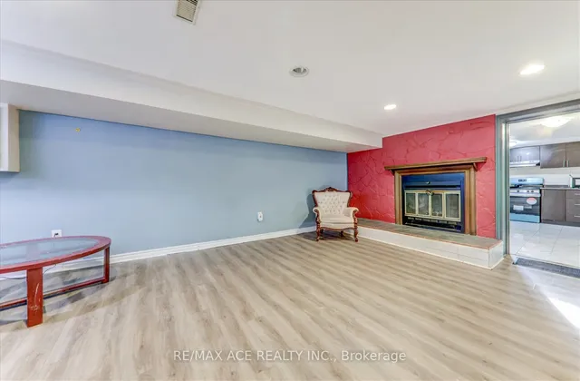 Additional image 25 of 126 Porchester Dr