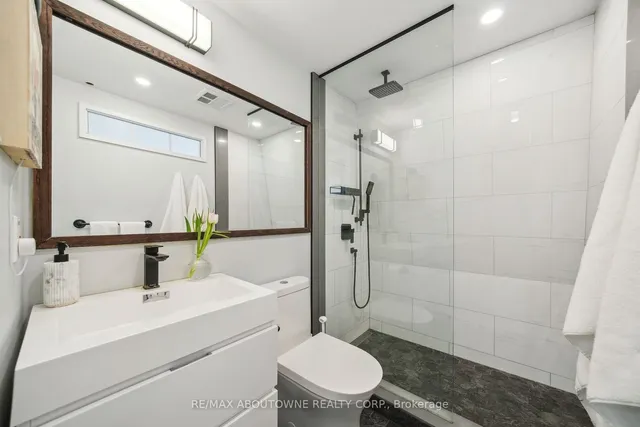 Additional image 14 of 12 Sudbury St Unit 3005