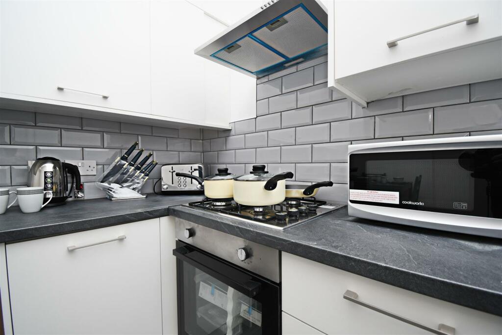 Additional image 5 of Queensberry Road, Burnley