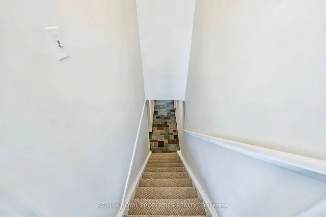 Additional image 27 of 18 Shoreview Dr