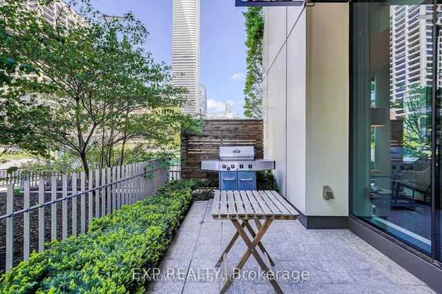 Additional image 29 of 39 Queens Quay Unit 101