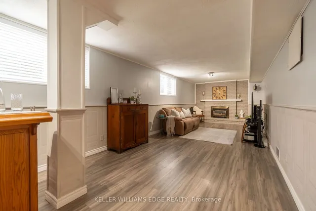 Additional image 21 of 955 Cloverleaf Dr