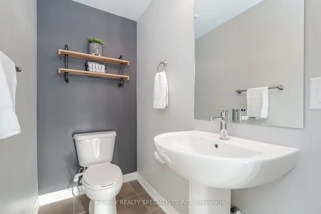 Additional image 14 of 1208 Main St Unit 104