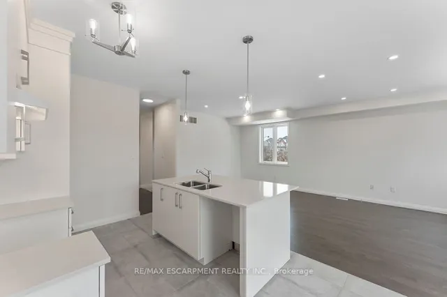 Additional image 13 of 199 Alessio Dr