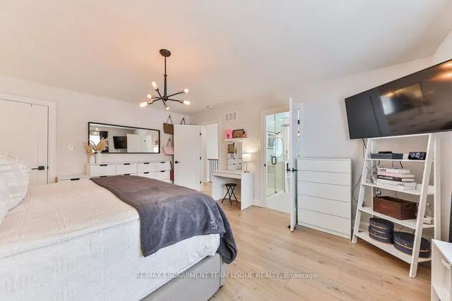 Additional image 16 of 36 Warwick Rd