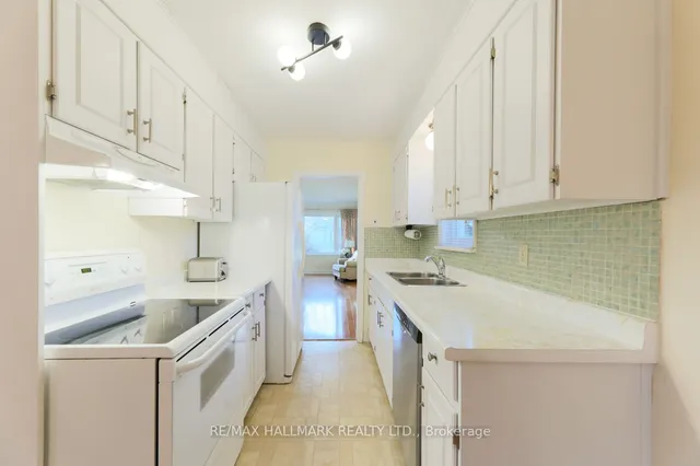 Additional image 5 of 8 Hollis Ave