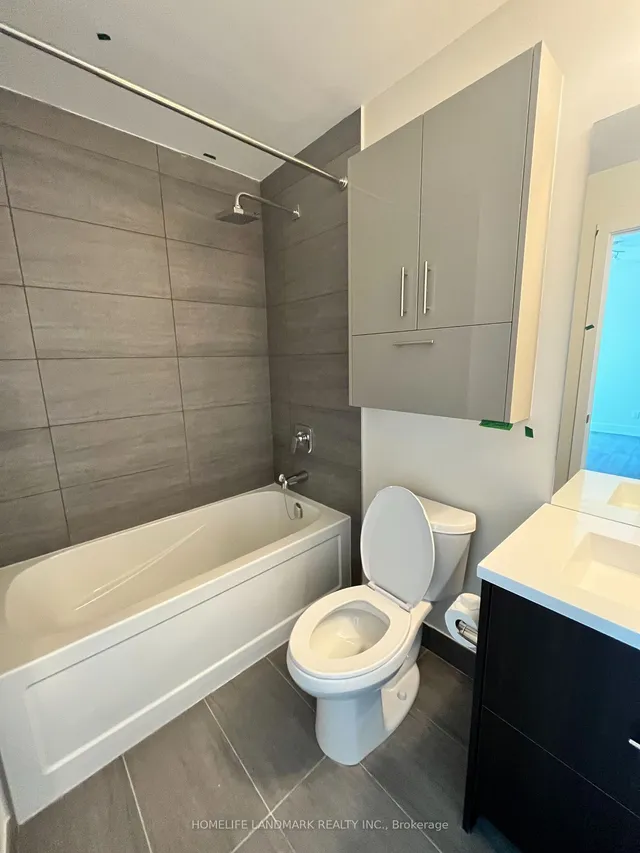 Additional image 8 of 188 Fairview Mall Dr Unit PH05