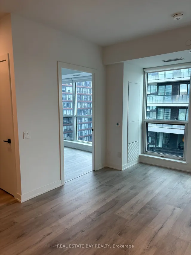 Additional image 25 of 327 King St Unit 4104