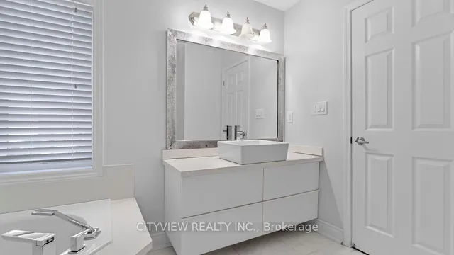 Additional image 30 of 980 Clark Blvd