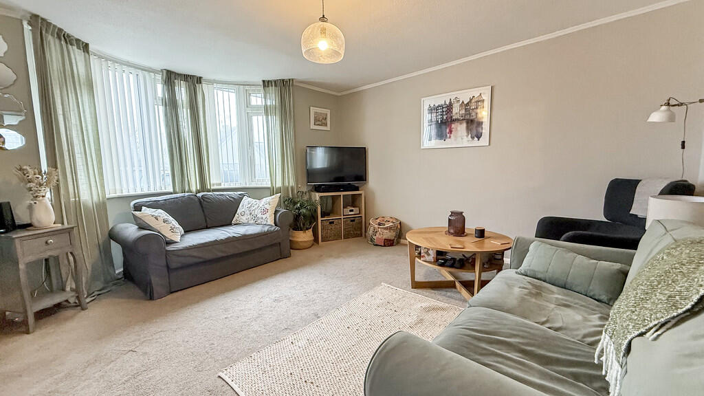 Additional image 20 of Langholm Avenue, Warminster