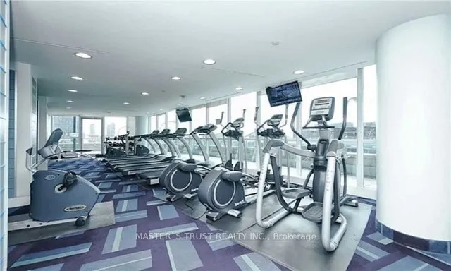 Additional image 16 of 18 Yonge St Unit 1213