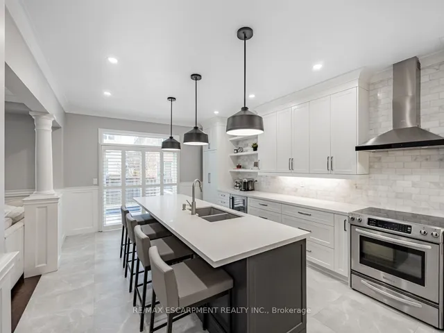 Additional image 5 of 4834 Columbus Dr