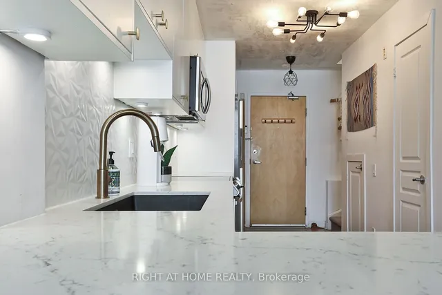 Additional image 8 of 77 Lombard St Unit 303