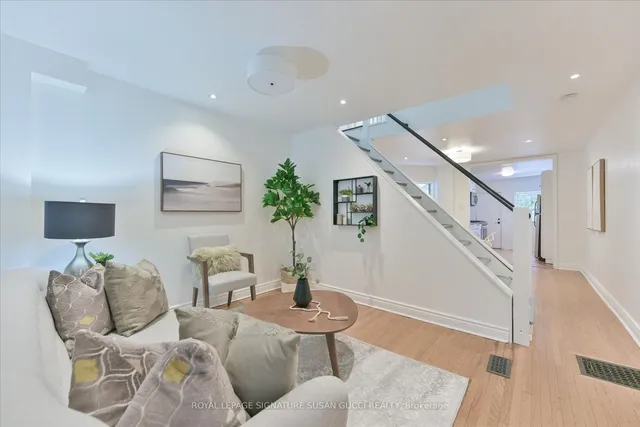 Additional image 6 of 43 Bastedo Ave