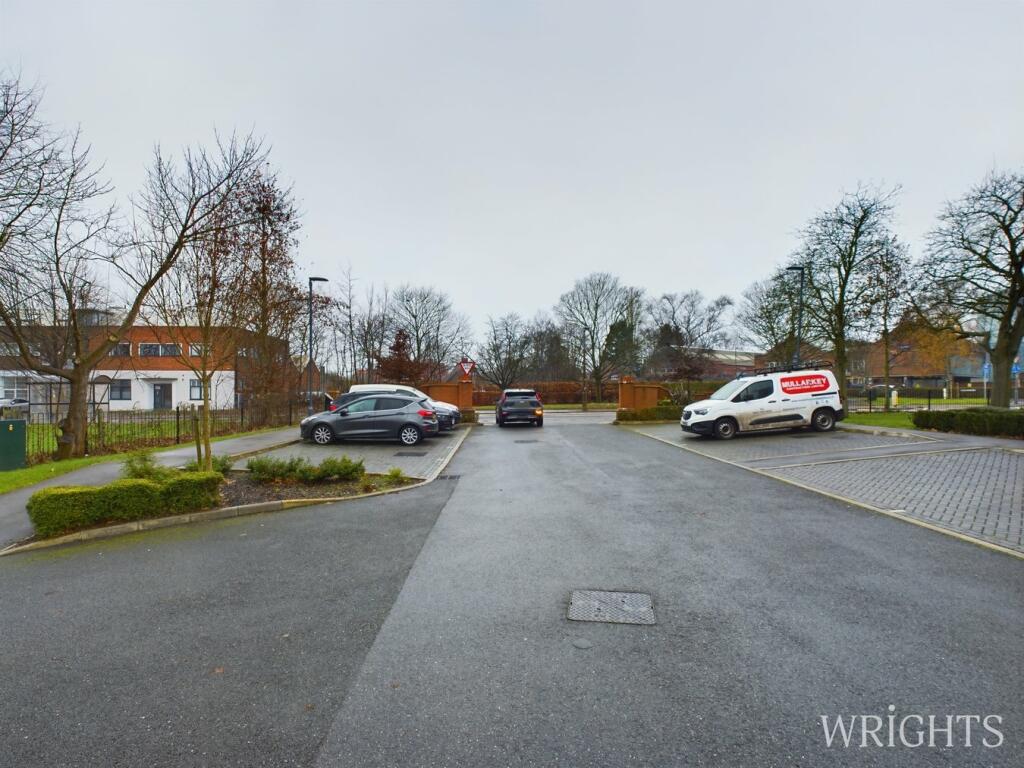 Additional image 14 of 51 Bridge Road East, Welwyn Garden City, AL7