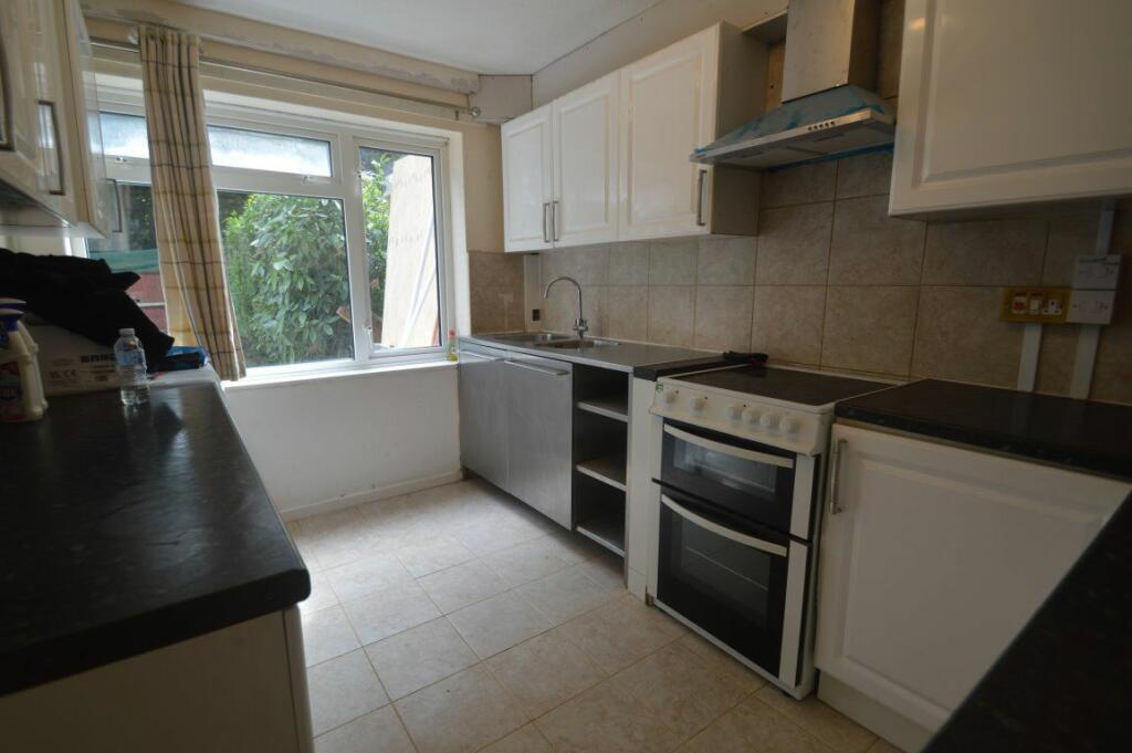 Additional image 8 of De Havilland Close