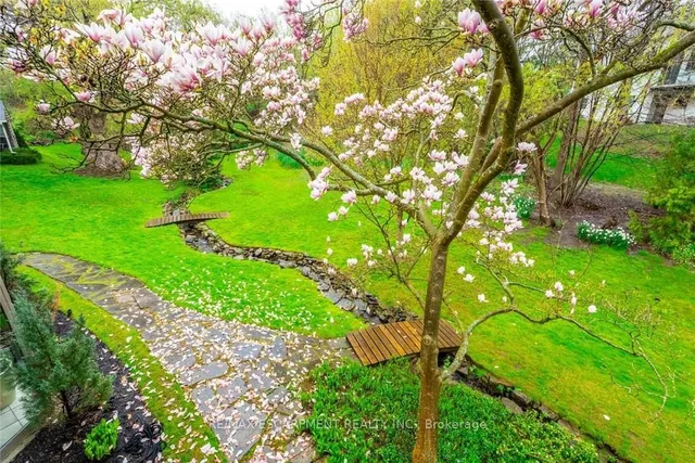 Additional image 2 of 607 Edgewater Cres