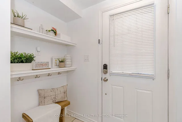 Additional image 4 of 1151 Duignan Cres