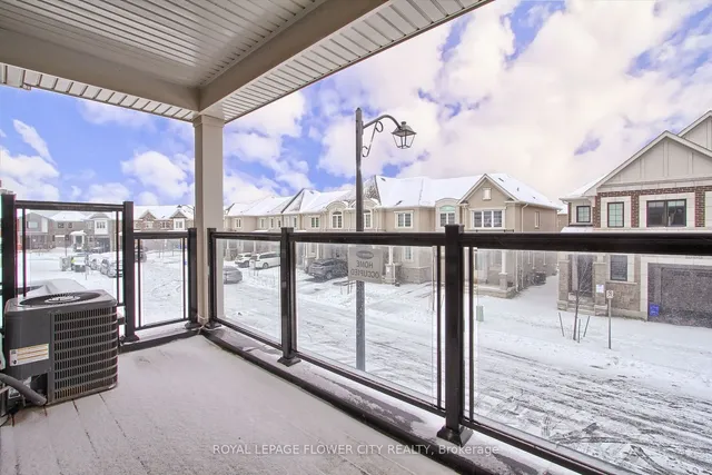 Additional image 20 of 1565 Moira Cres